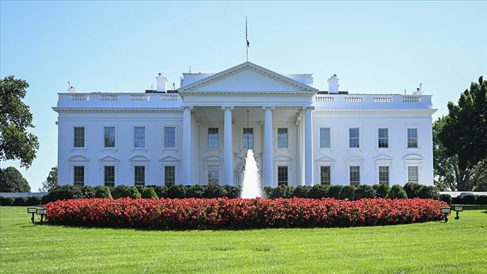 Двое военнослужащих Национальной гвардии США ранены в результате засады в нескольких кварталах от Белого дома 7