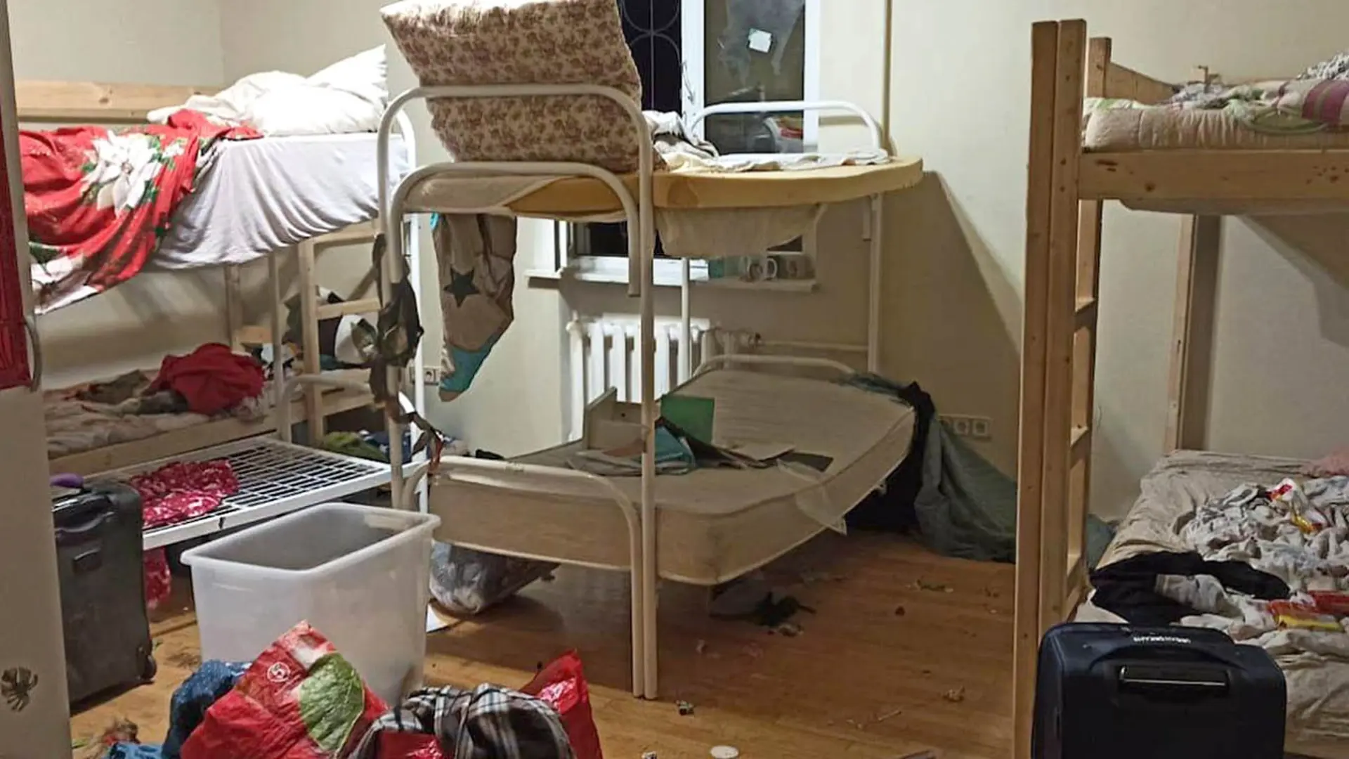 Сотрудник московского реабилитационного центра арестован после обвинений в жестоком обращении с подростками